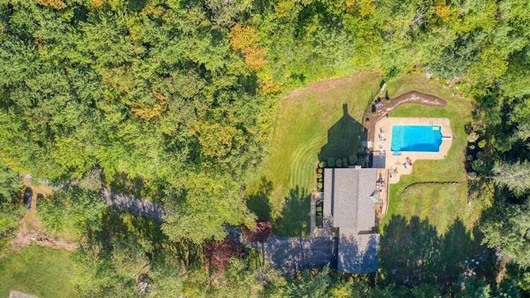 112 Jenkins Rd Bedford, NH 03110