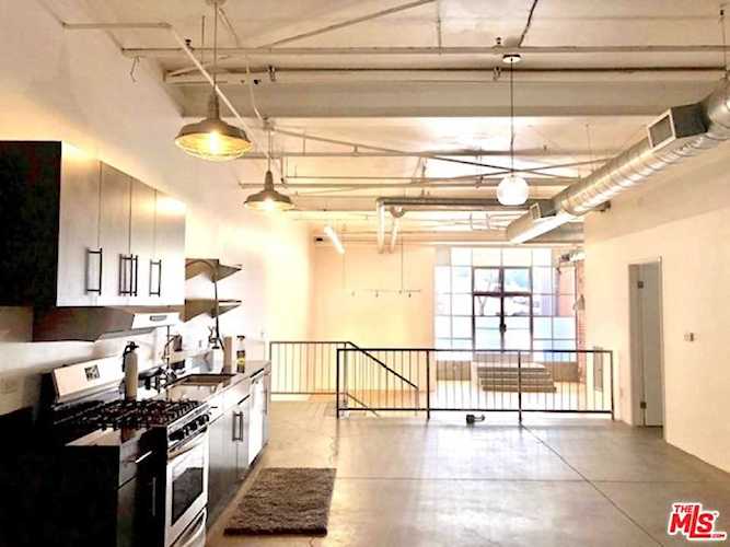 500 Molino Street #113 Los Angeles, CA 90013