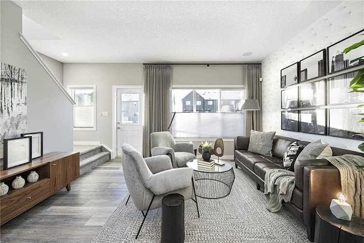 548 Belmont Heath SE Calgary, AB T2X 4H2