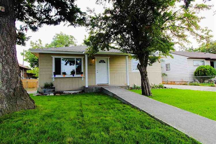 2812 E Hoffman Ave Spokane, WA 99207