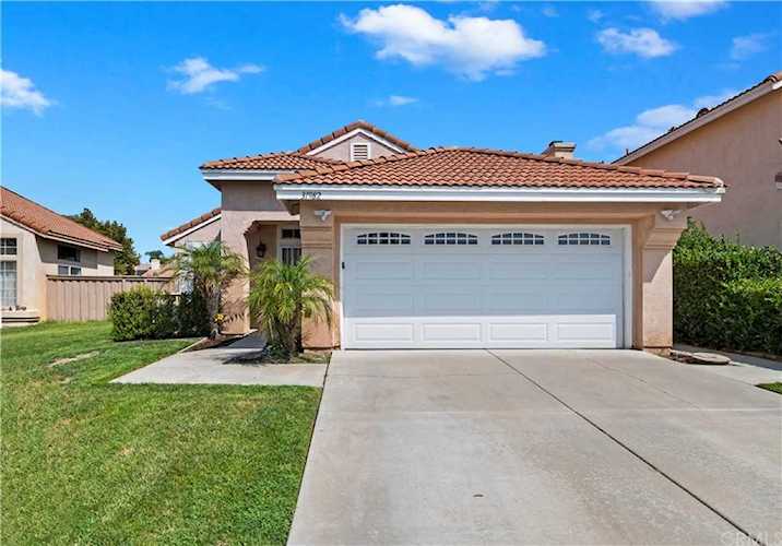 31982 Calle Espinosa Temecula, CA 92592