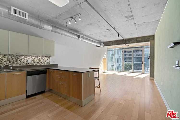 645 W 9th Street #436 Los Angeles, CA 90015