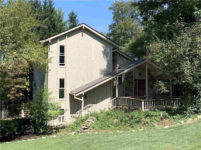 202 Holly Lane New Castle, IN 47362
