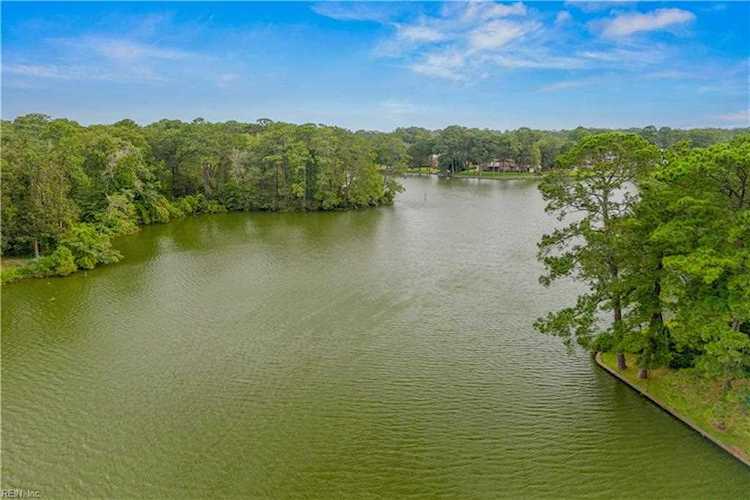 6487 Bridle Way Norfolk, VA 23518