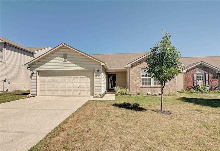 3739 Limelight Lane Whitestown, IN 46075
