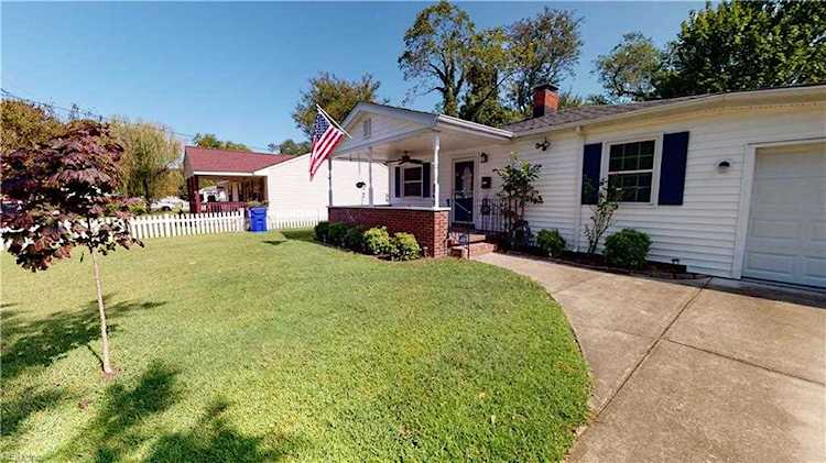 8234 Simons Dr Norfolk, VA 23505