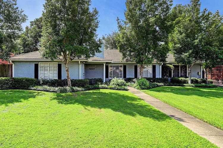 5033 Longmont Dr Houston, TX 77056