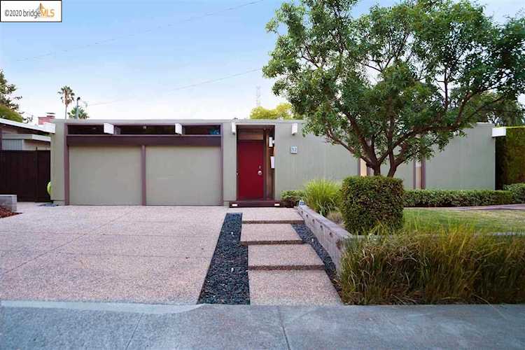 32 San Marino Ct Walnut Creek, CA 94598