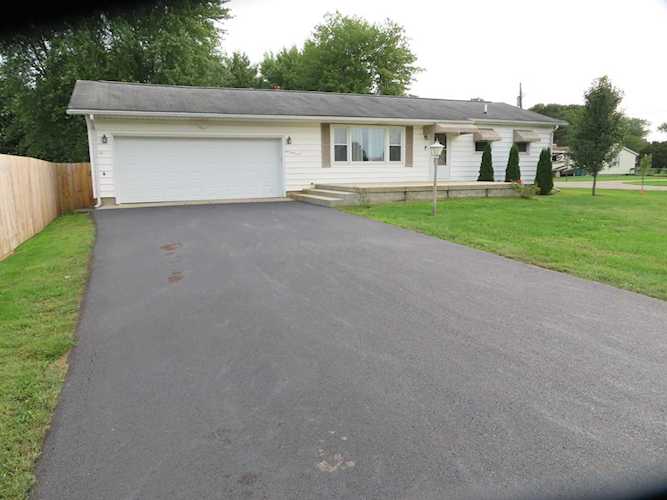 147 Ivy Street Newark, OH 43055