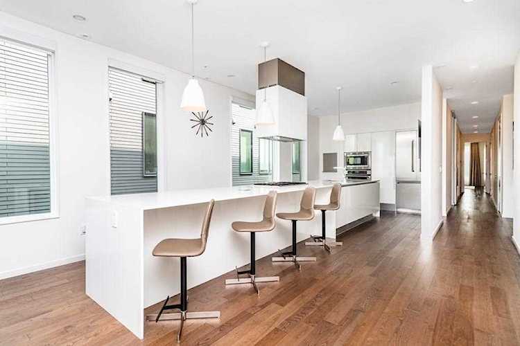 519 E 1st St #5 Boston, MA 02127