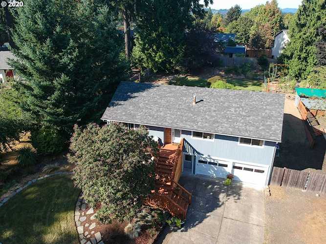9775 SW Killarney Ln Tualatin, OR 97062