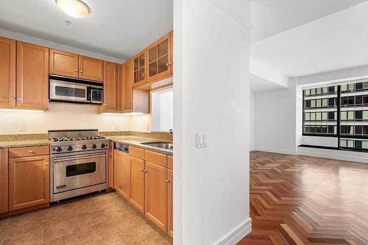 2 Avery Street #30F Boston, MA 02111