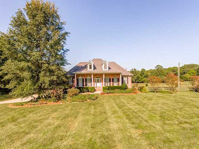 530 Natchez Bend Rd Nashville, TN 37221