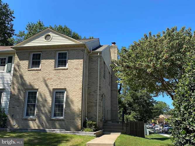 5500 Dam View Ct Burke, VA 22015 | MLS ® VAFX1154766 Photo 1