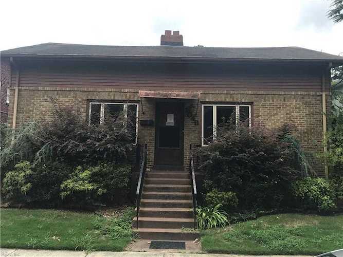 1049 Brandon Ave Norfolk, VA 23507
