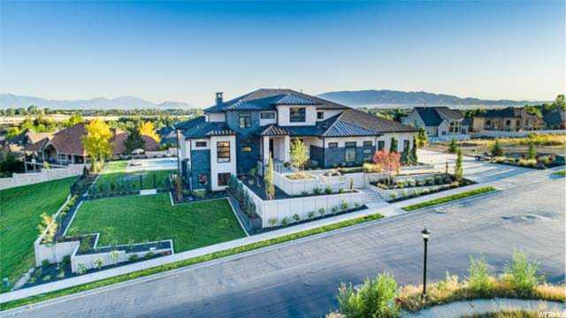 3760 W Kenna S Ln Bluffdale, UT 84065