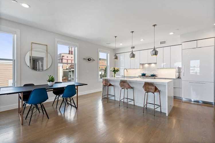 584 East Third Street #9 Boston, MA 02127