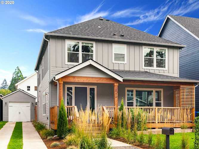 8274 SW 47th Ave Portland, OR 97219