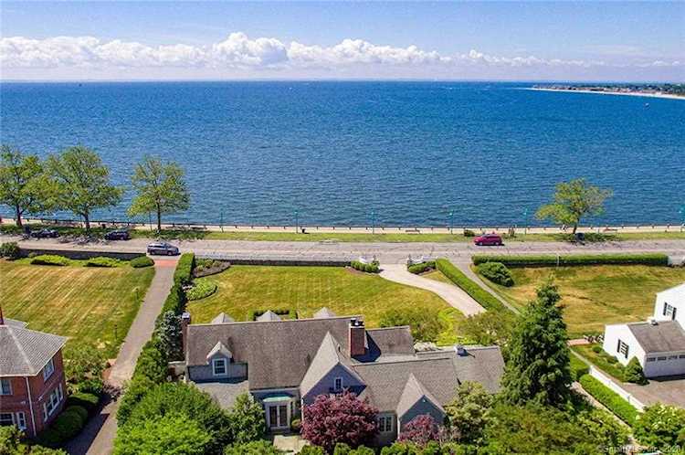 25 Eames Boulevard Bridgeport, CT 06605