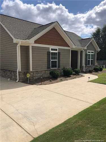 177 Nandina Ct Fayetteville, NC 28311