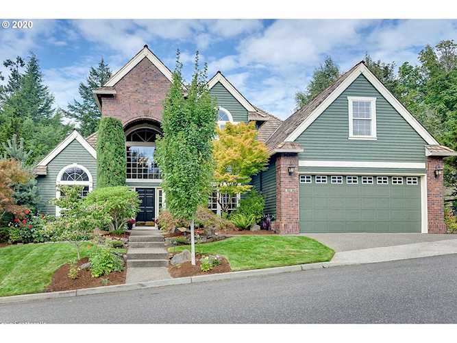 9707 NW Henry Ct Portland, OR 97229