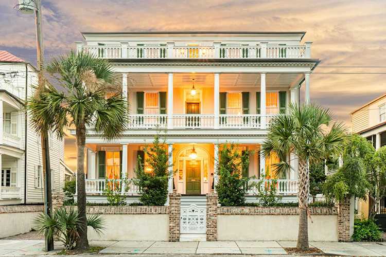 44 S Battery Charleston, SC 29401