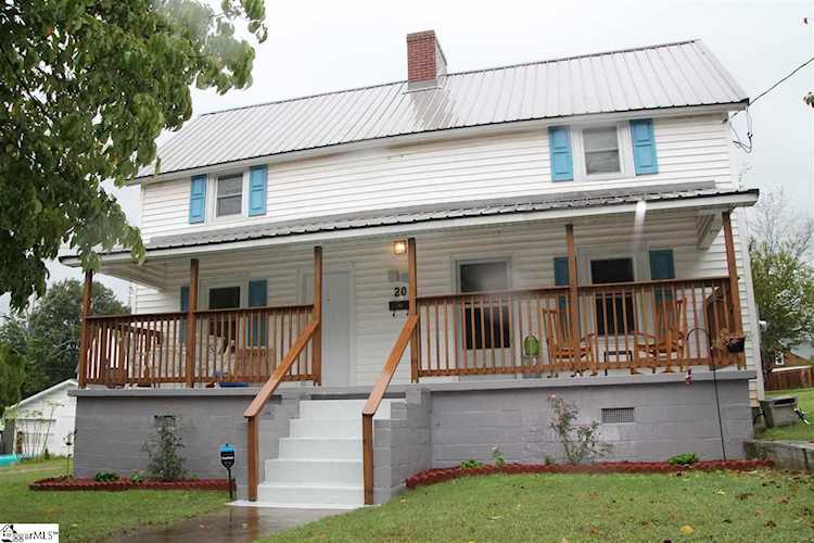 20 Smythe St Pelzer, SC 29669