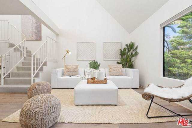 1127 12th Street #302 Santa Monica, CA 90403