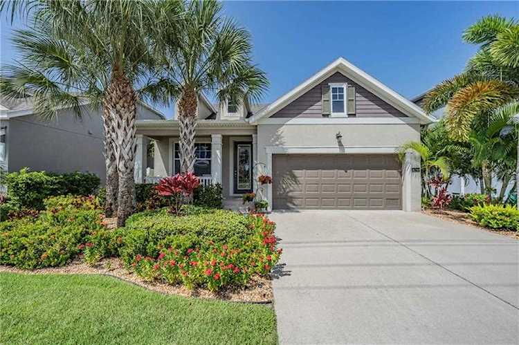 7705 S West Shore Blvd Tampa, FL 33616