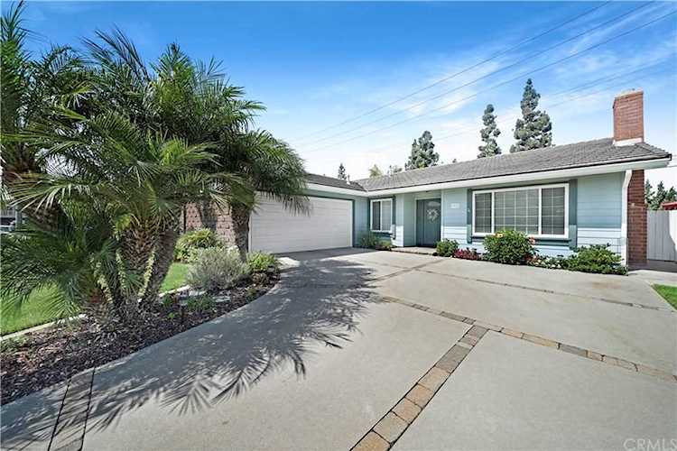 9771 El Greco Circle Fountain Valley, CA 92708