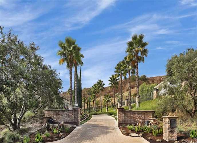 16 Lusitano Coto De Caza, CA 92679