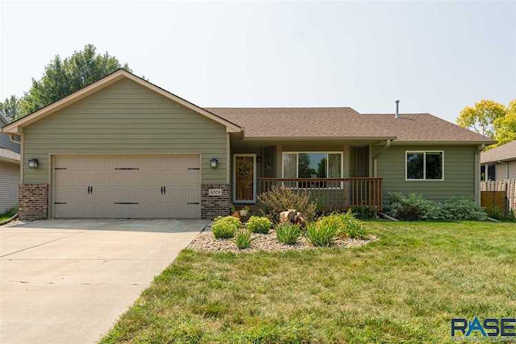 5005 E 4Th St Sioux Falls, SD 57110