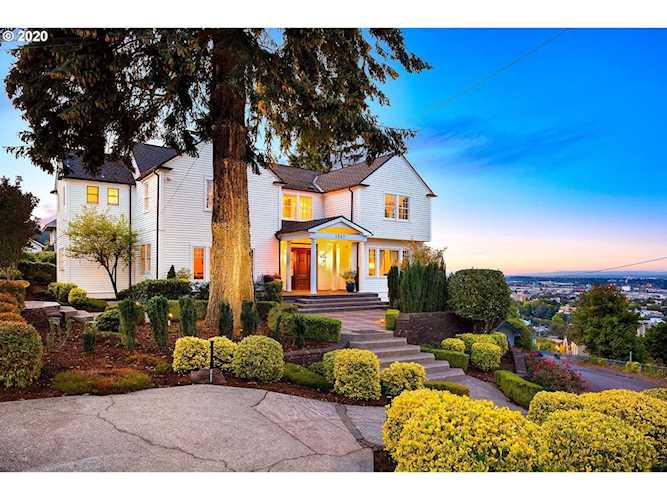 1597 SW Upper Hall St Portland, OR 97201