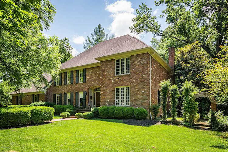 2822 Lexington Rd Louisville, KY 40206