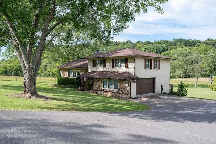 415 Doolittle Rd Woodbury, TN 37190