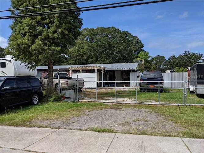 10407 Gloria St Gibsonton, FL 33534 | MLS T3266575 Photo 1