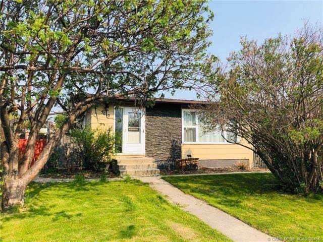 5019 53 St Rocky Mountain House, AB T4T 1A8