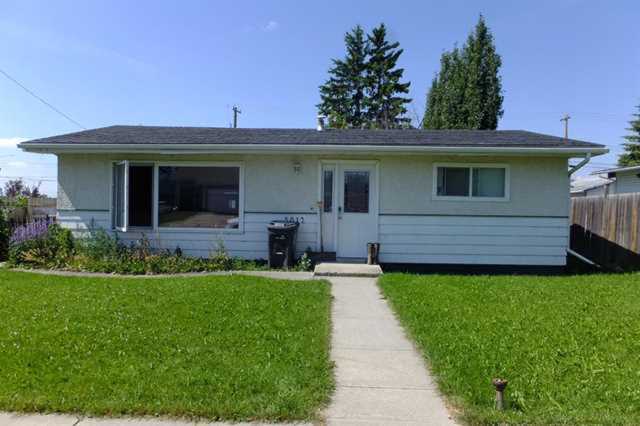 5012 53 St Rocky Mountain House, AB T4T 1B3