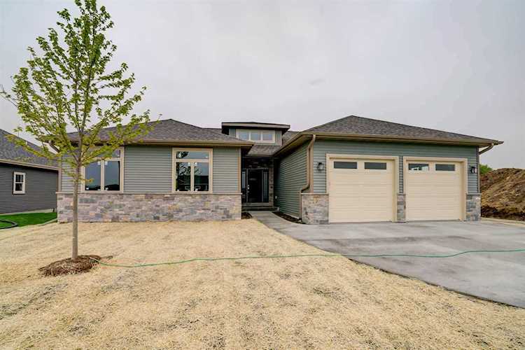 2025 Otteson Dr Stoughton, WI 53589