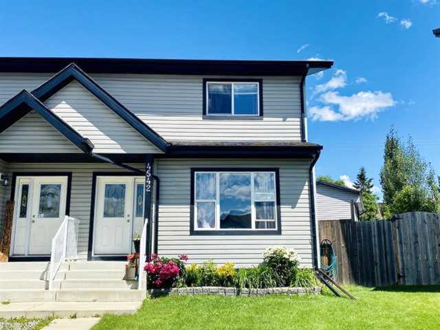 4542 44 Avenue Close Rocky Mountain House, AB T4T 0A5