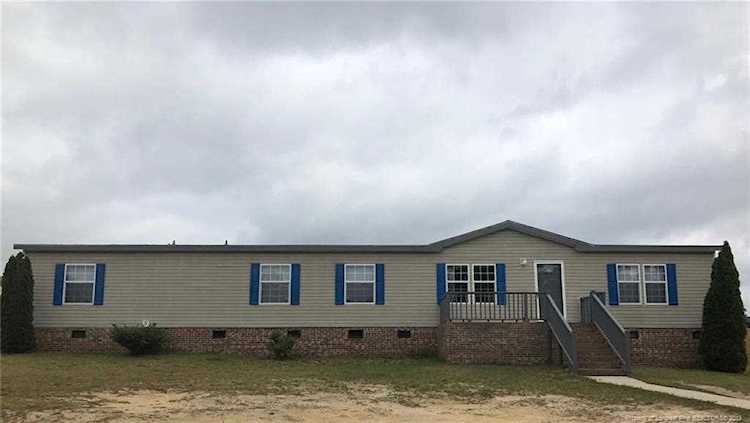 637 Longshanks St Hope Mills, NC 28348 | MLS 555538 Photo 1