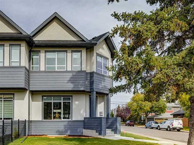 2102 1 Ave NW Calgary, AB T2N 0B5