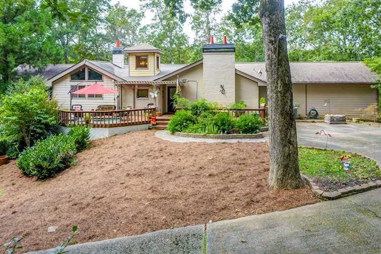 1350 Riverside Rd Roswell, GA 30076