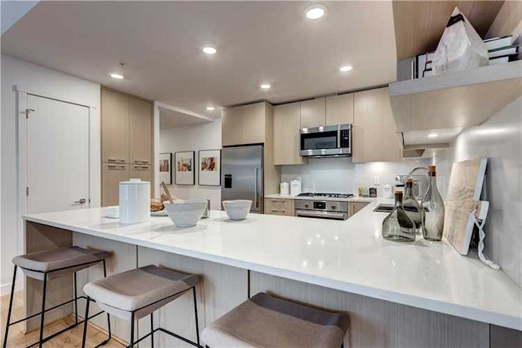 88 9 St NE #121 Calgary, AB T2E 4E1