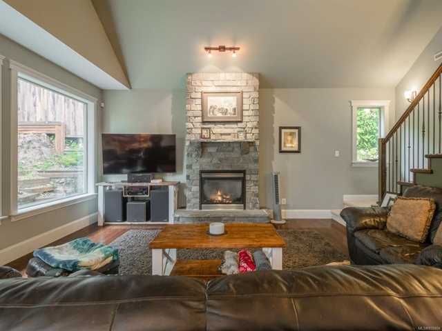 1944 Woodridge Rd Nanaimo, BC V9X 1M2