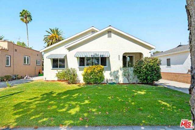 255 W Cedar Avenue Burbank, CA 91502