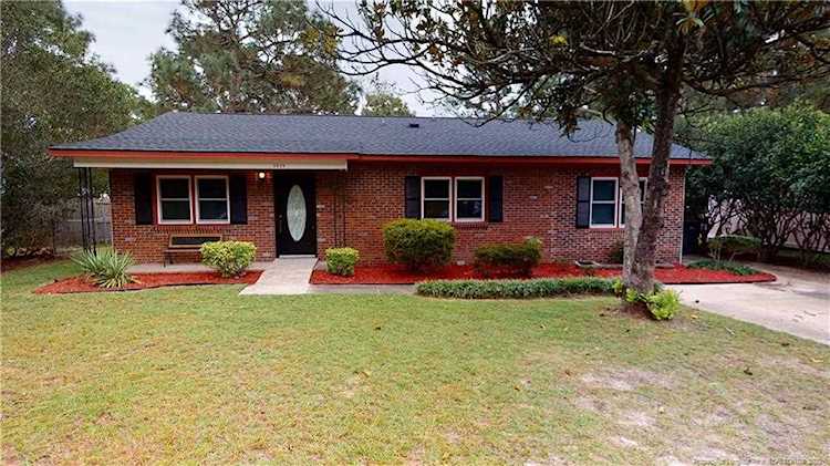 3625 Metric Dr Hope Mills, NC 28348