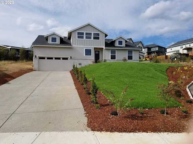 9181 SE Spy Glass Dr Happy Valley, OR 97086