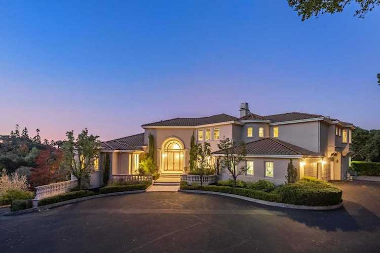 18690 Blythswood Drive Los Gatos, CA 95030
