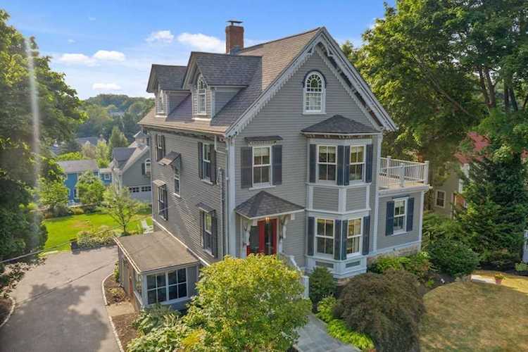 303 Forest Ave Cohasset, MA 02025